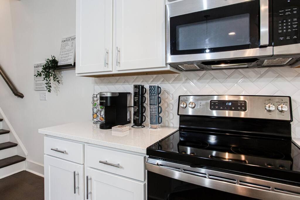 2022 Quiet Relaxing And Secure Town House Near Atlanta Daire Redan Dış mekan fotoğraf