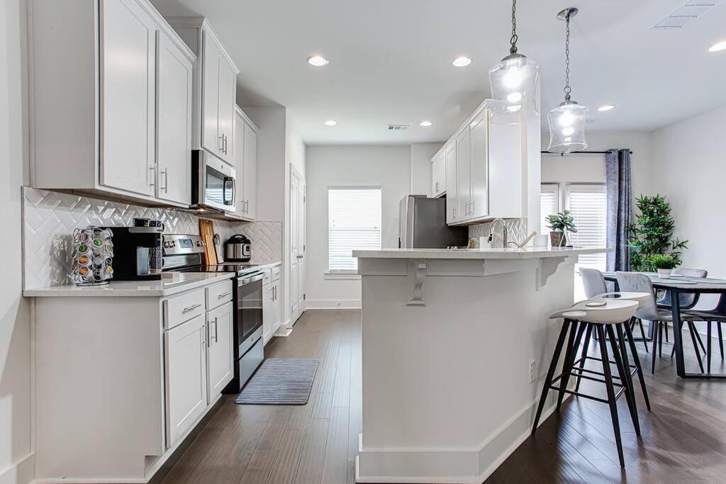 2022 Quiet Relaxing And Secure Town House Near Atlanta Daire Redan Dış mekan fotoğraf